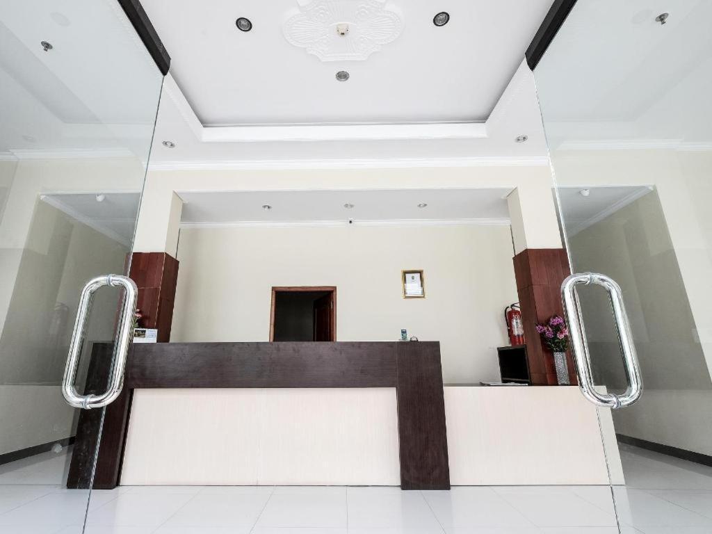 Malioboro Garden Hotel Jogjacarta Exterior foto