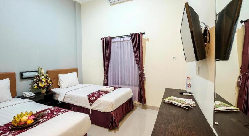 Malioboro Garden Hotel Jogjacarta Exterior foto