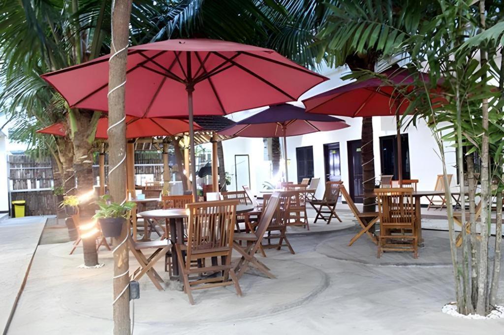 Malioboro Garden Hotel Jogjacarta Exterior foto