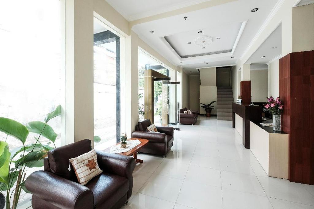 Malioboro Garden Hotel Jogjacarta Exterior foto