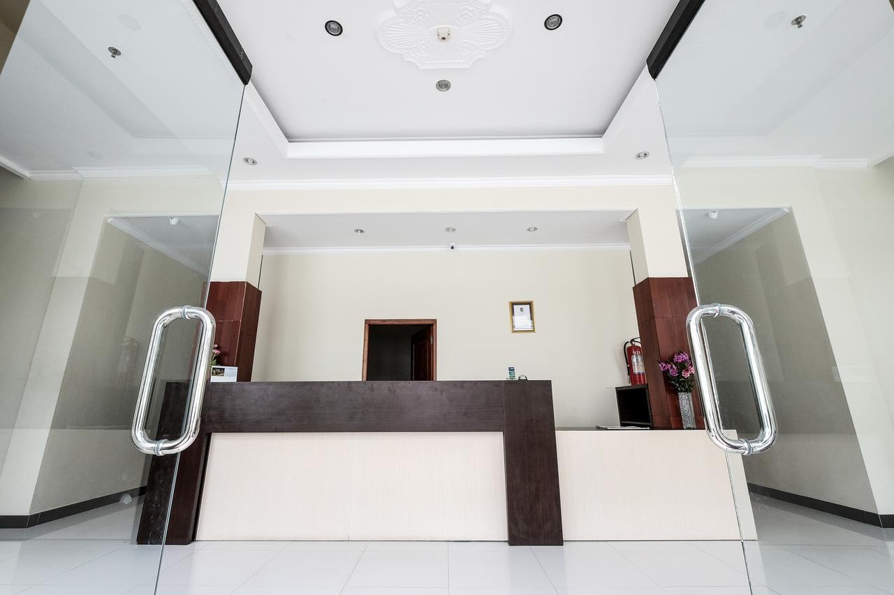 Malioboro Garden Hotel Jogjacarta Exterior foto